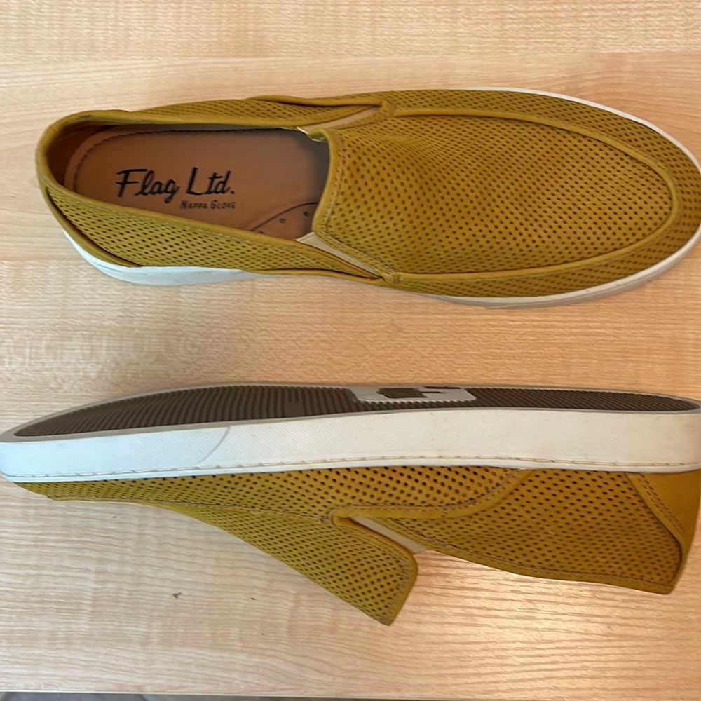 Flag Ltd. Wheat Leather Perforated Nappa Glove Lining Slip-On Loafers - 10.5 New
